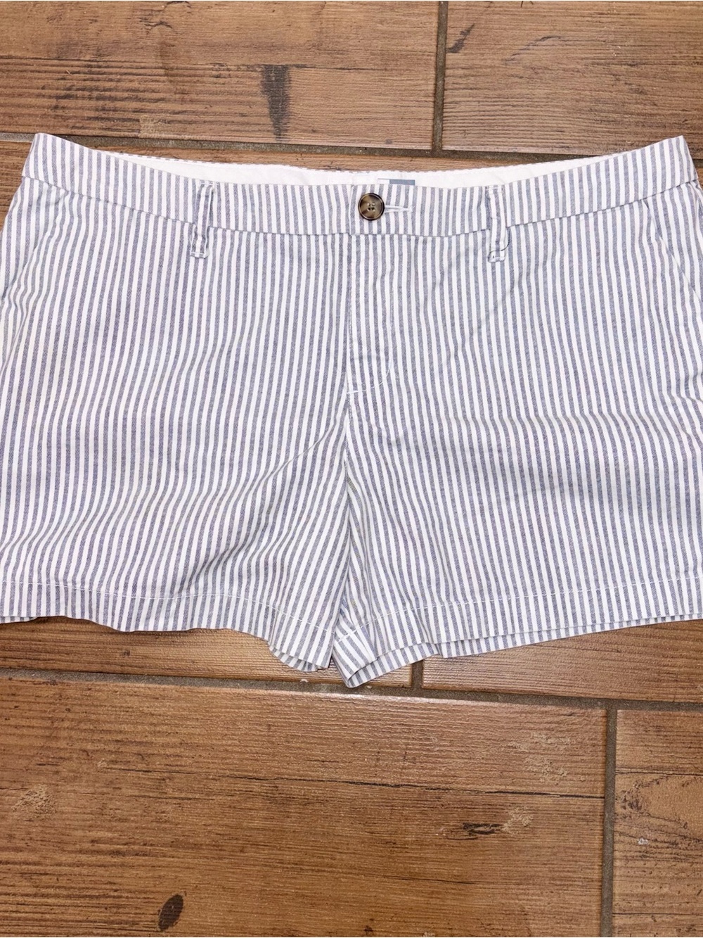 Old Navy Women's Cotton Preppy Shorts Railroad Stripe Coastal Grandmother 12